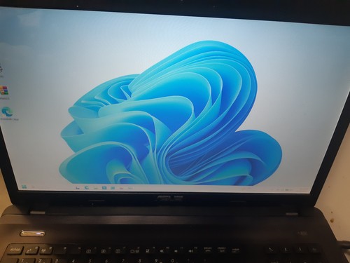Asus r900v k95vm - r900v-k95vm/grand, ecran