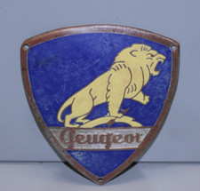 -ANCIENNE MASCOTTE LION