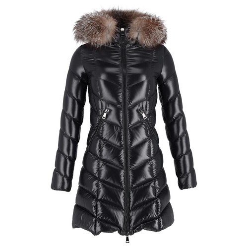 Tres belle doudoune moncler - belle,