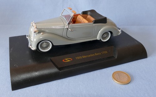 Signature mercedes benz - signature, 1/32