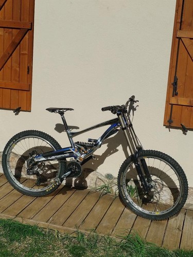 Lapierre team - dh,