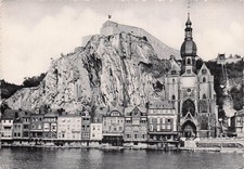 BELGIQUE DINANT LA COLLEGIALE ET LA CITADELLE