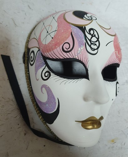 Beau masque vénitiens - , /