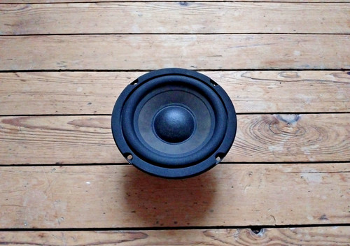 Subwoofer cambridge - ",
