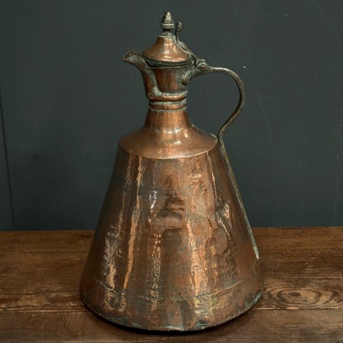 Cruche cuivre orientale - en,
