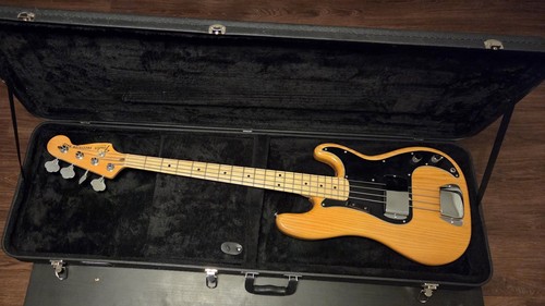 Fender precision bass guitar - fender,