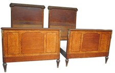 Paire de lit de style Louis