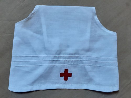Coiffe blanche avec croix pour