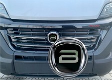 Autocollant de calandre avant