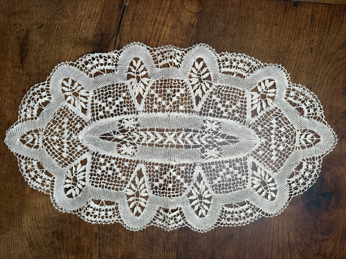 Dentelle ancienne ovale - dentelle, -ovale