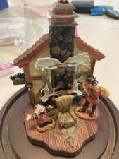 Disney GASTON'S TAVERN & Gaston And Lefo Figures With Globe Included Goebel 1994