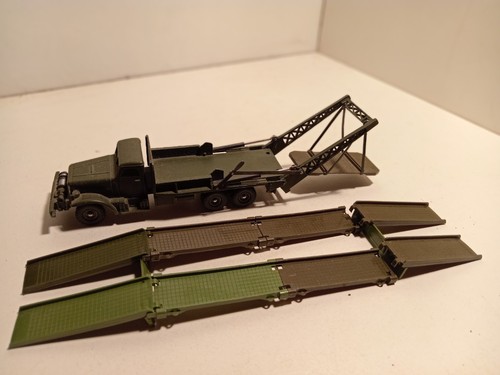 Dinky toys 884 - dinky,