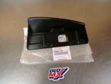 Couvercle carénage avant