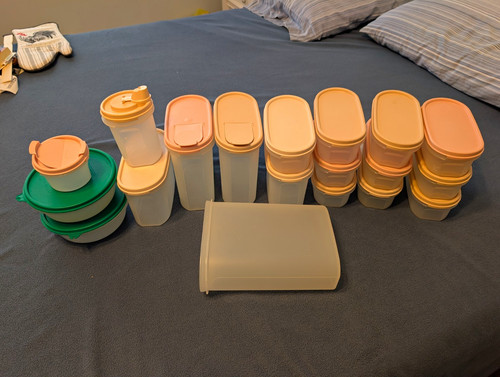 19pc vintage tupperware - vintage,