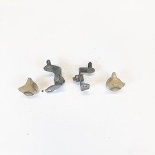 VIS / FIXATION CACHE LATERAL - PEUGEOT 102