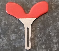 Clé à bocal perce capsule