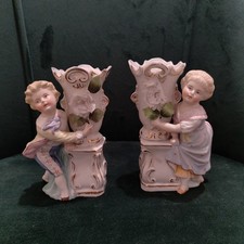 Jolie paire de petits vases 