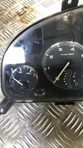 Compteur peugeot 406 - compteur,