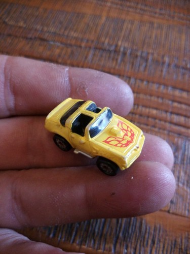 Micro machines voiture jaune - machines,