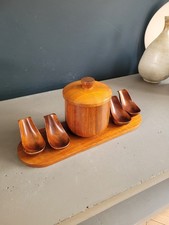 Pot à tabac et porte-pipes