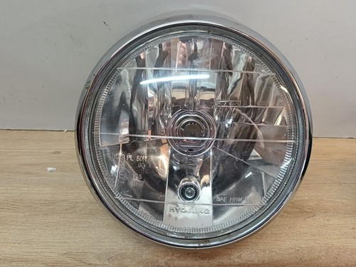 Feu phare optique - un,
