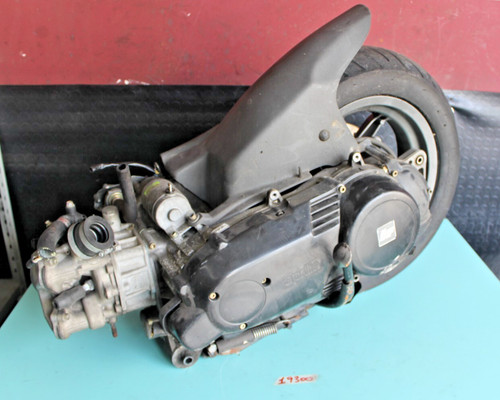 Moteur aprilia leonardo 200 - moteur,