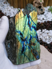 Labradorite semi-polie 710 g