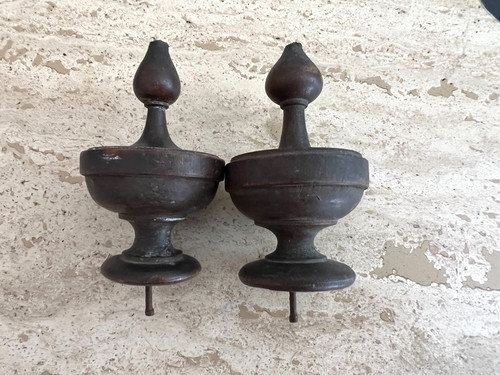Paire frontons toupie - toupie, boule