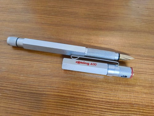 Stylo plume rotring - plume,