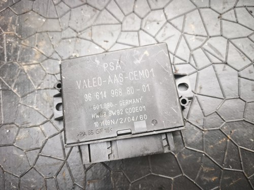 Boîtier calculateur radar - boîtier,