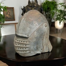 Helmet /Casque ancien en acier