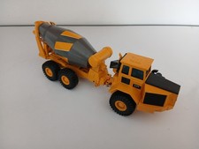 Camion VOLVO BM A35 Toupie Beton JOAL 1/50 couleur Orange et Gris