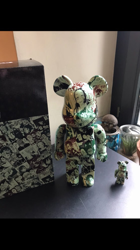 Bearbrick 400 damon - 400, saluer