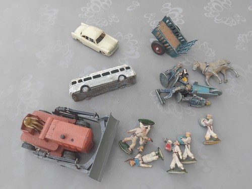 Lot jouets ancien figurines - de,
