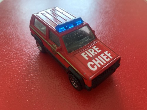 Matchbox jeep cherokee fire - jeep,