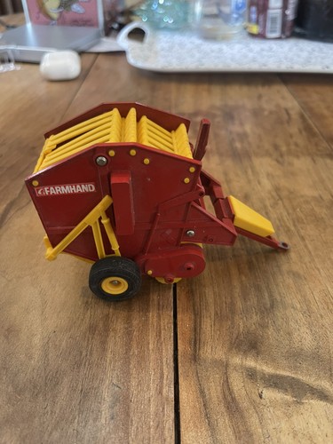 Presse balle farmhand - a,