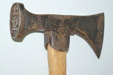 -BELLE ANCIENNE HACHE de