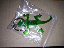 PORTE CLE  decapsuleur DESPERADOS vert , EN métal , DSP neuf modèle 1