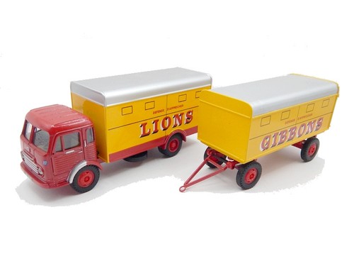 Simca cargo fourgon - +, remorque