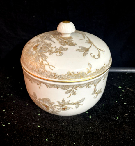 Pot couvert porcelaine - pot,
