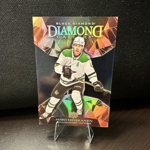2023 upper deck - deck, black