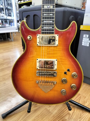 Guitare électrique ibanez - guitare,