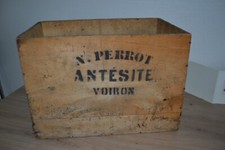 Caisse en bois ancienne