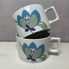 Paire de grosses tasses en