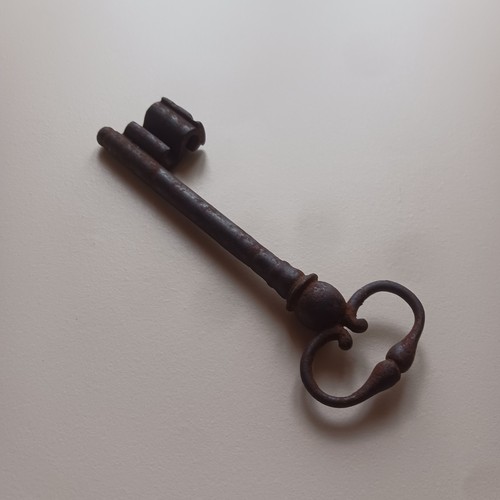Ancienne clé fer forgé - ancienne,
