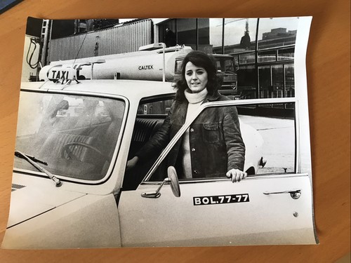 Paris taxi driver - paris,