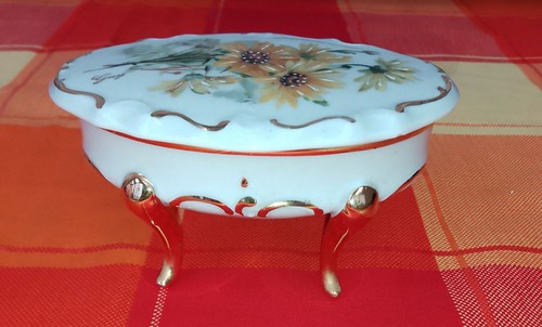Boîte bijoux porcelaine - À,