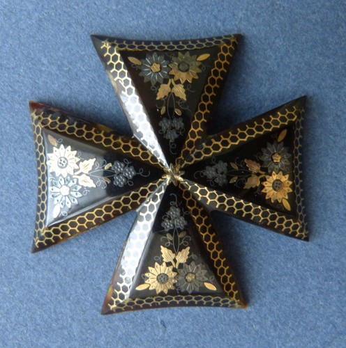 Croix écaille incrusté et - croix,
