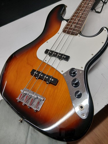 Squier electric bass - squier, affinity