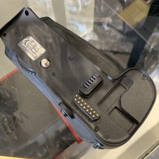 MB-D10 Vertical Battery Handle Grip Holder For Nikon D300 D300S D700 Camera